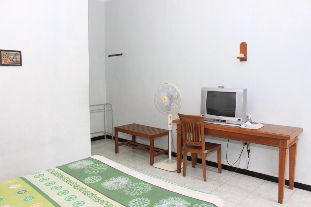 Baru Dua Beach Hotel Banyuwangi  Buitenkant foto